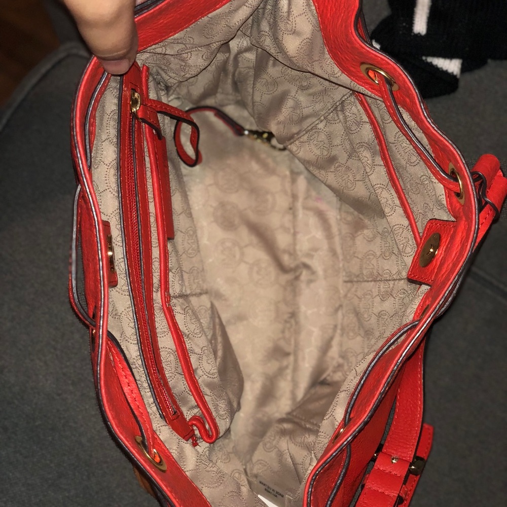 MK - Picture 3 of 3